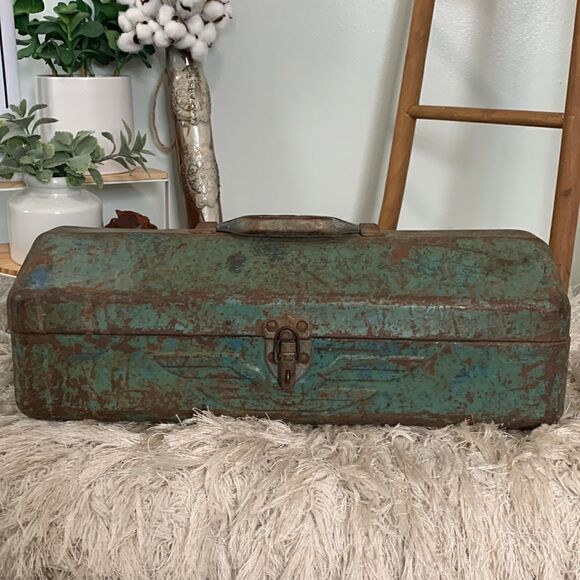 Vintage Distressed And  Rusty Toolbox 
Rustic Farm Industrial Decor - Picture 1 of 16